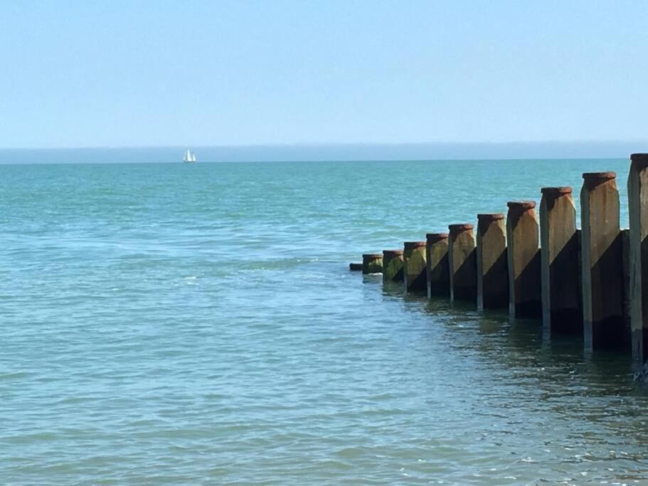 Escape To The Coast In A Luxurious Private Apartment Herne Bay Zewnętrze zdjęcie