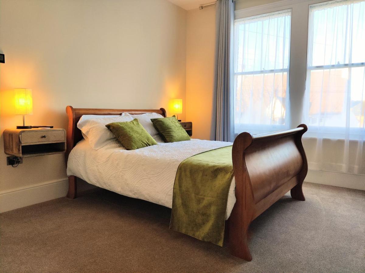 Escape To The Coast In A Luxurious Private Apartment Herne Bay Zewnętrze zdjęcie